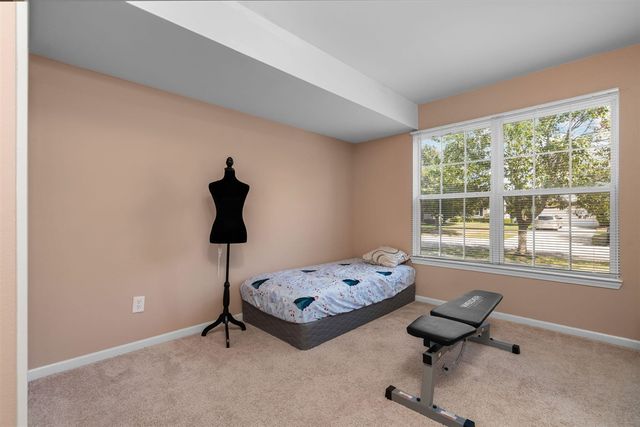 7366 Maplelawn Drive, Ypsilanti, MI 48197