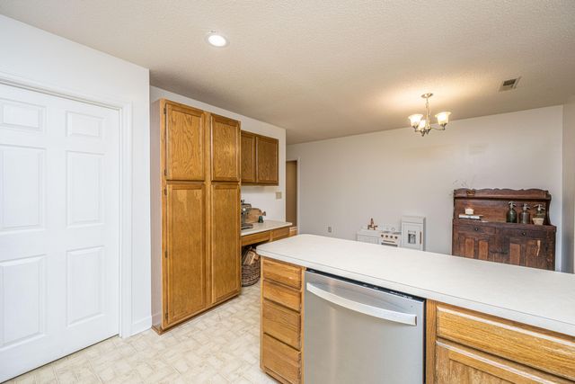 8167 Sherbrooke Lane, North Charleston, SC 29418