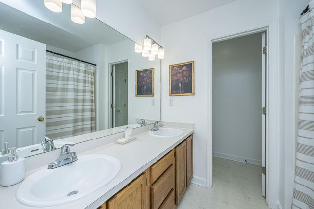 8167 Sherbrooke Lane, North Charleston, SC 29418