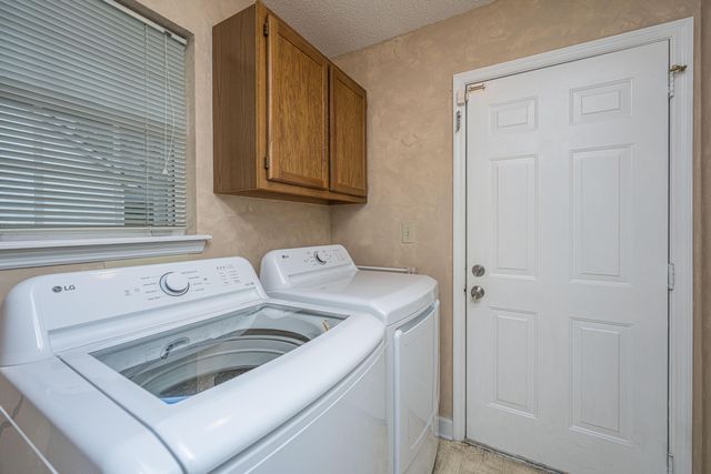 8167 Sherbrooke Lane, North Charleston, SC 29418