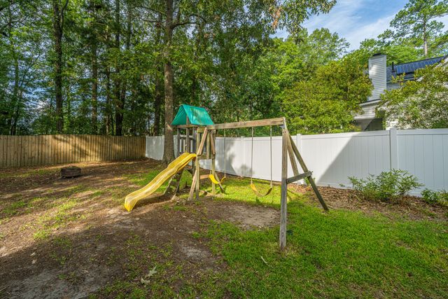 8167 Sherbrooke Lane, North Charleston, SC 29418