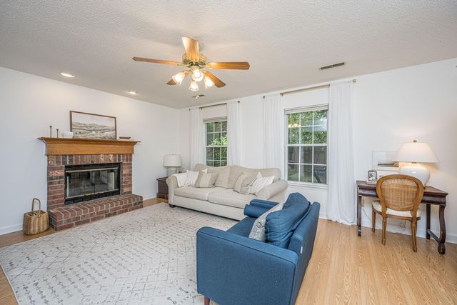 8167 Sherbrooke Lane, North Charleston, SC 29418