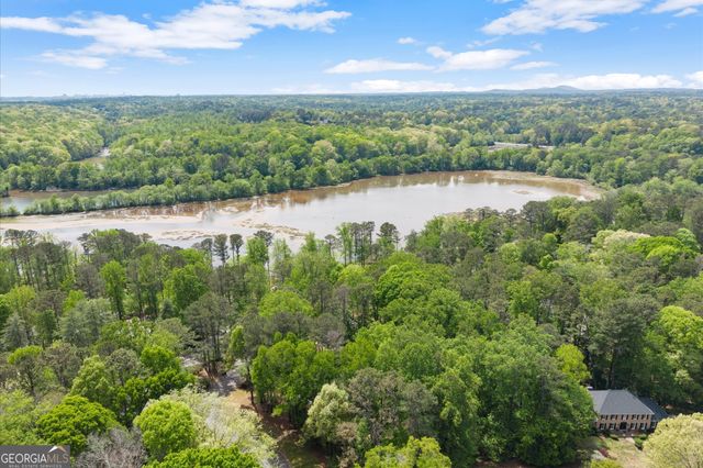 9335 Huntcliff Trace, Atlanta, GA 30350