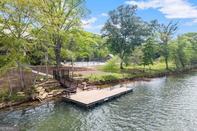 9335 Huntcliff Trace, Atlanta, GA 30350