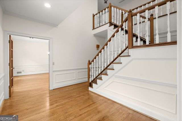 9335 Huntcliff Trace, Atlanta, GA 30350