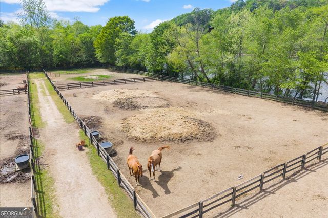 9335 Huntcliff Trace, Atlanta, GA 30350