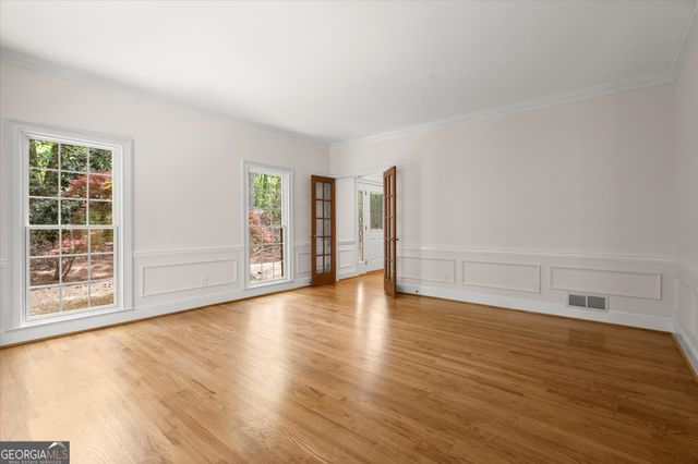 9335 Huntcliff Trace, Atlanta, GA 30350