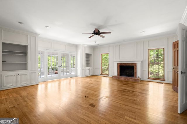 9335 Huntcliff Trace, Atlanta, GA 30350