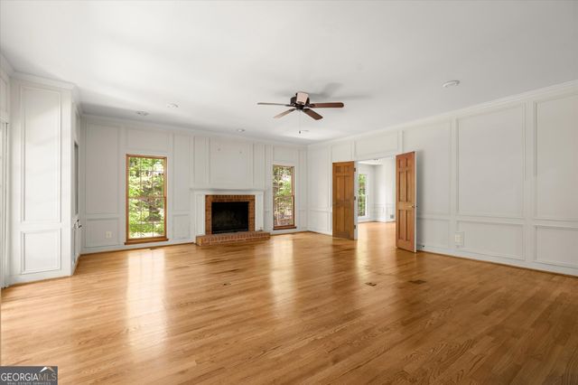 9335 Huntcliff Trace, Atlanta, GA 30350