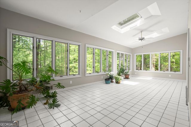 9335 Huntcliff Trace, Atlanta, GA 30350