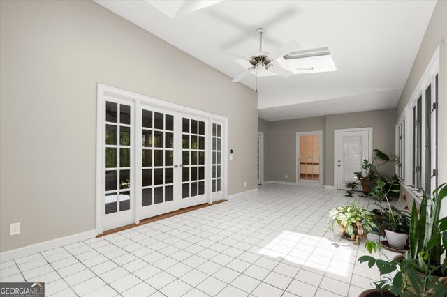 9335 Huntcliff Trace, Atlanta, GA 30350