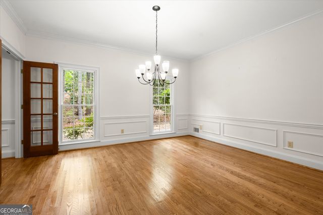 9335 Huntcliff Trace, Atlanta, GA 30350