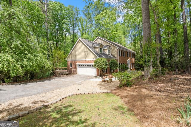 9335 Huntcliff Trace, Atlanta, GA 30350