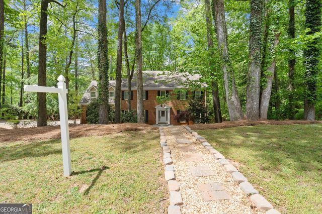 9335 Huntcliff Trace, Atlanta, GA 30350