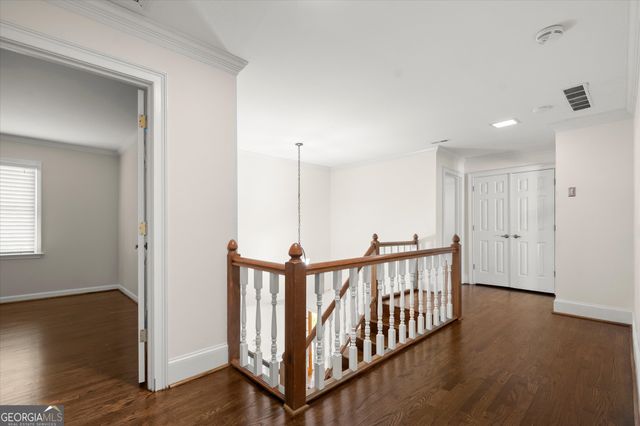 9335 Huntcliff Trace, Atlanta, GA 30350