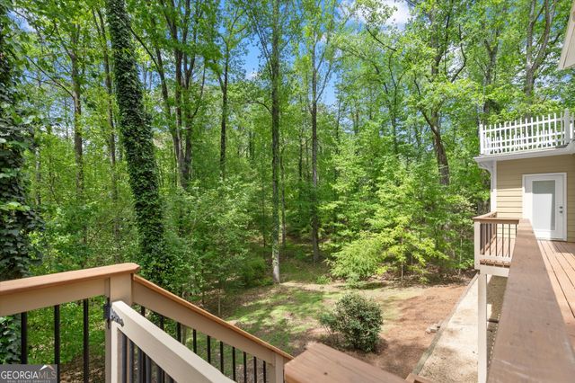 9335 Huntcliff Trace, Atlanta, GA 30350