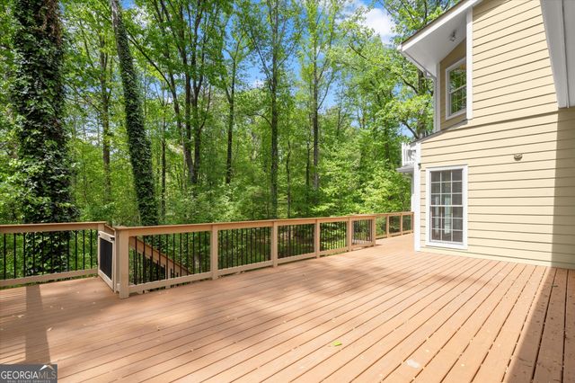 9335 Huntcliff Trace, Atlanta, GA 30350