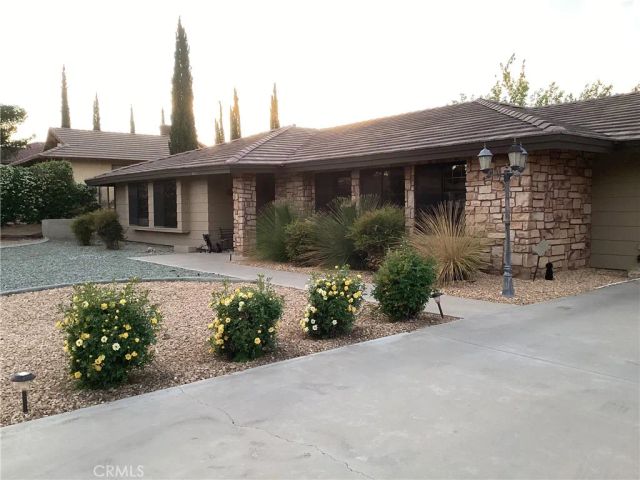 18616 Plumas Street, Hesperia, CA 92345