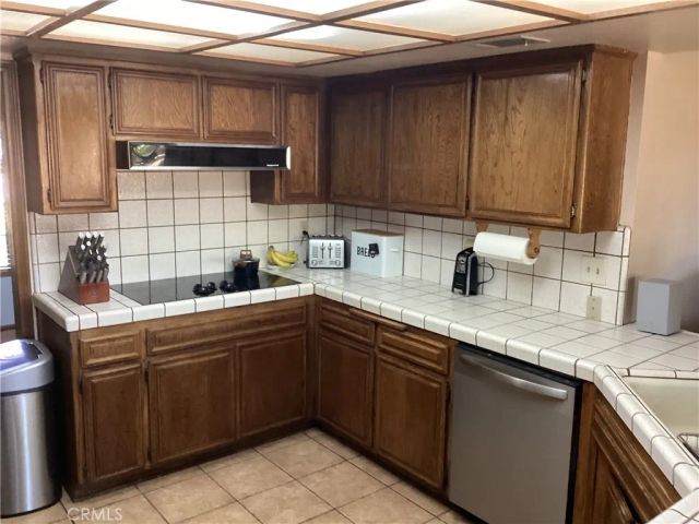 18616 Plumas Street, Hesperia, CA 92345