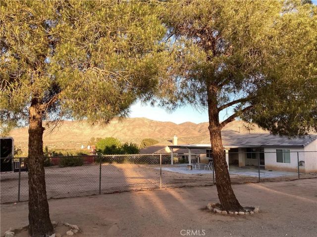 18616 Plumas Street, Hesperia, CA 92345