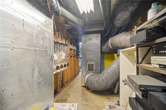 100 Bank St, Redstone Twp, PA 15442