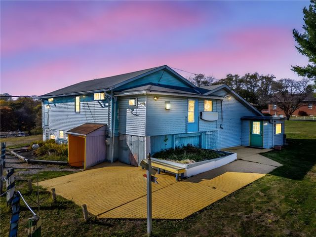 100 Bank St, Redstone Twp, PA 15442