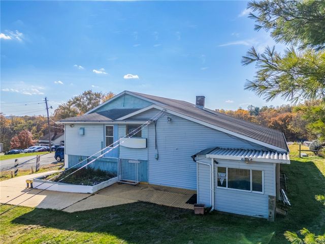 100 Bank St, Redstone Twp, PA 15442