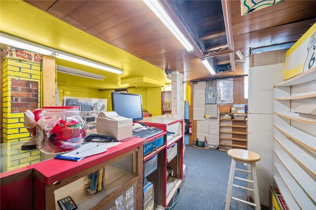 100 Bank St, Redstone Twp, PA 15442