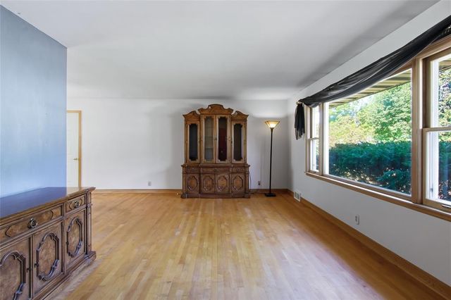 1613 Main Street, Eau Claire, WI 54701