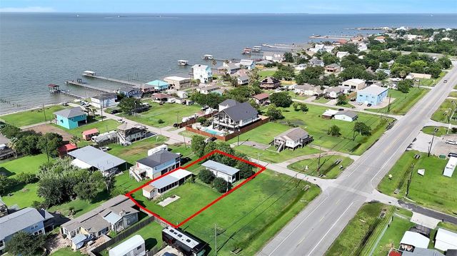 140 13th Street, Dickinson, TX 77539