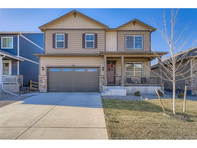 195 Yellowtail St, Bennett, CO 80102