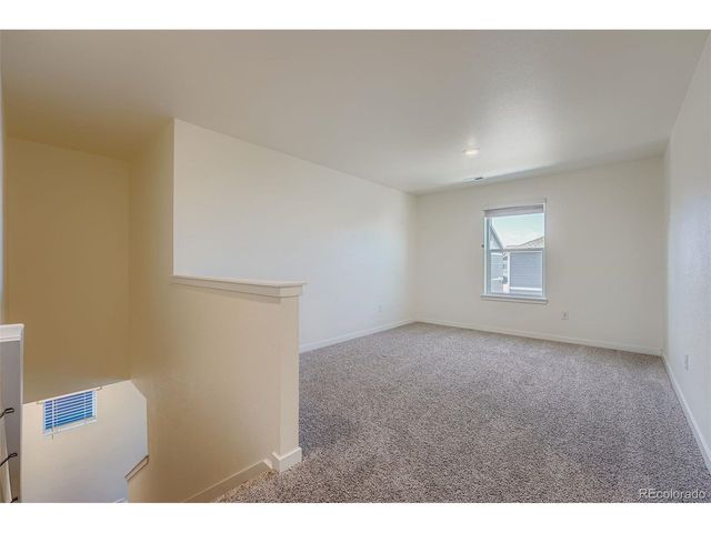 195 Yellowtail St, Bennett, CO 80102