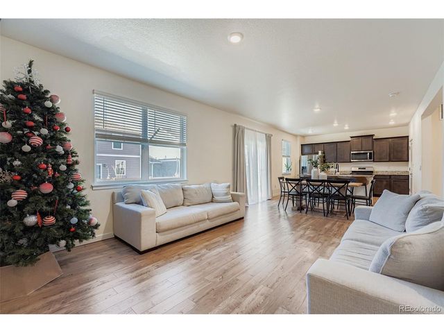 195 Yellowtail St, Bennett, CO 80102