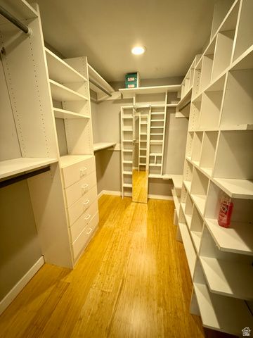 6784 S 1530 E, Cottonwood Heights, UT 84121