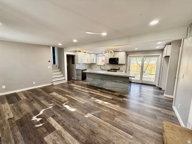 6784 S 1530 E, Cottonwood Heights, UT 84121