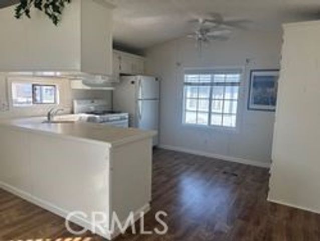 2060 Newport Ave 46, Costa Mesa, CA 92626