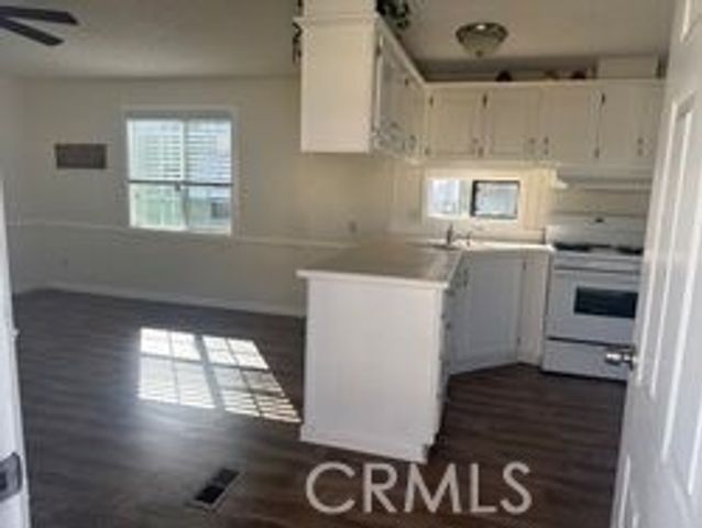 2060 Newport Ave 46, Costa Mesa, CA 92626