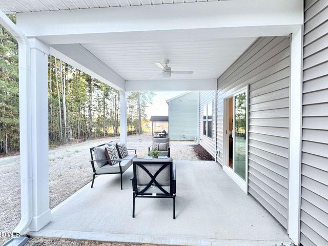 169 Pecan Valley Way, Four Oaks, NC 27524