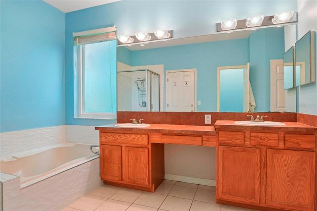 1535 ROLLING MEADOW DRIVE, Valrico, FL 33594