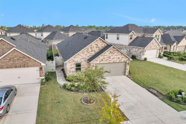 9316 Colonial Bent Court, Conroe, TX 77385