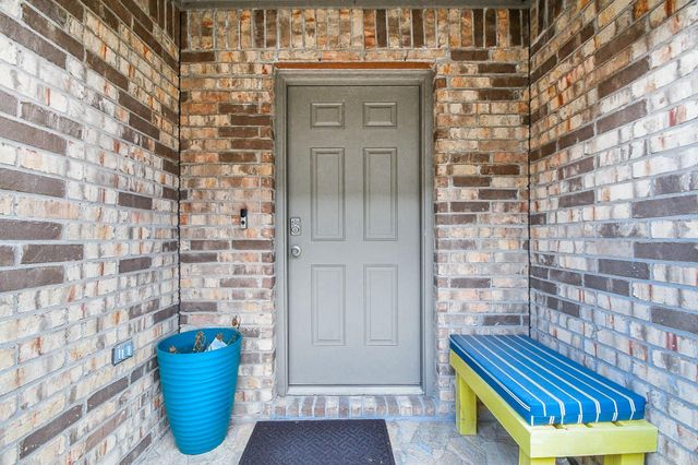 9316 Colonial Bent Court, Conroe, TX 77385