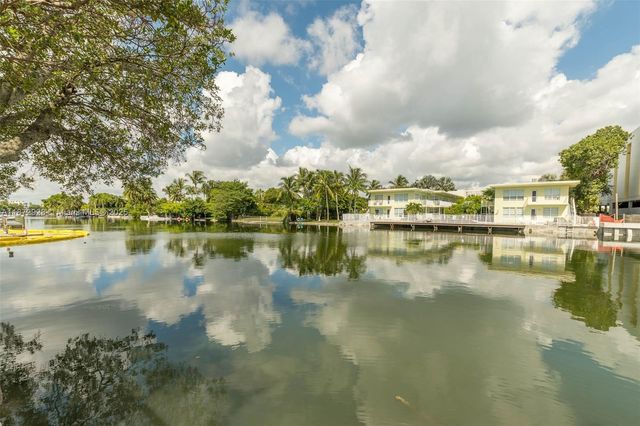 1275 Marseille Dr 35, Miami Beach, FL 33141