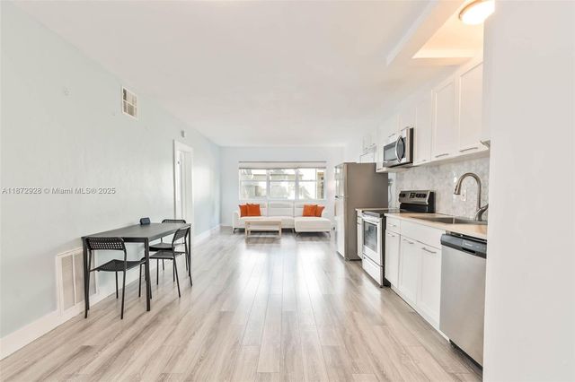 1275 Marseille Dr 35, Miami Beach, FL 33141