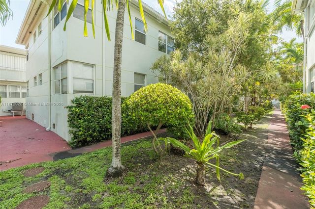 1275 Marseille Dr 35, Miami Beach, FL 33141