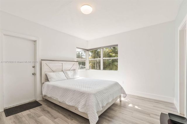 1275 Marseille Dr 35, Miami Beach, FL 33141