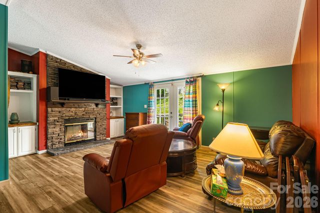 30 Sixth Street, Asheville, NC 28804