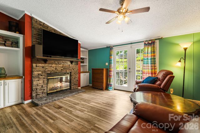 30 Sixth Street, Asheville, NC 28804