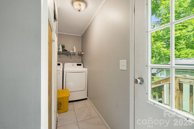 30 Sixth Street, Asheville, NC 28804