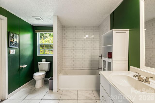 30 Sixth Street, Asheville, NC 28804