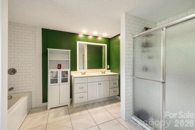 30 Sixth Street, Asheville, NC 28804